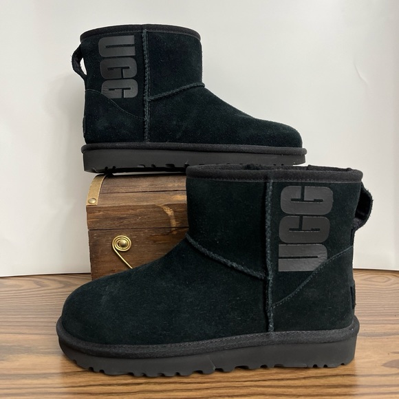 Ugg Mini Classic Logo Boot Black Suede Women’s Size 5 Comfy Boots - Picture 3 of 13